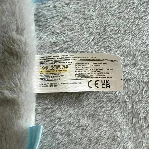 Grey elephant lovey cuddle blanket with satin tabs - Picture 5 of 6